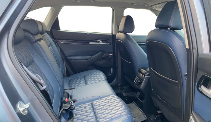 2021 KIA SELTOS X LINE 1.4 PETROL DCT, Petrol, Automatic, 71,330 km, Right Side Rear Door Cabin