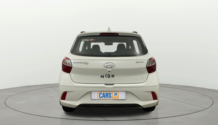 2022 Hyundai GRAND I10 NIOS SPORTZ 1.2 KAPPA VTVT CNG, CNG, Manual, 70,913 km, Back/Rear