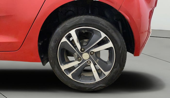 2020 Tata ALTROZ XZ PETROL, CNG, Manual, 46,042 km, Left Rear Wheel