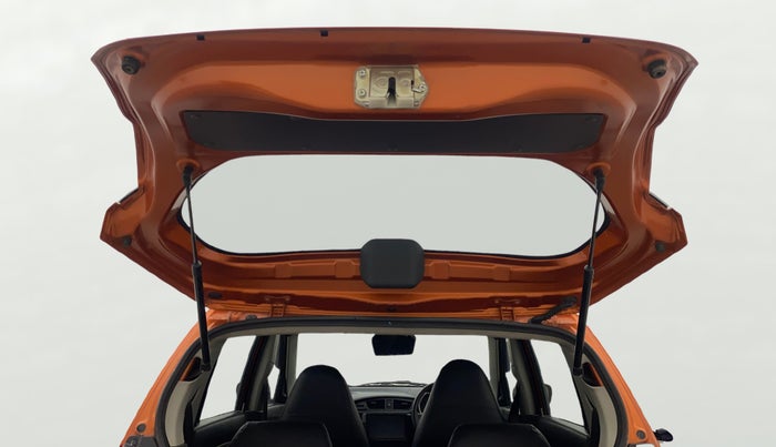 2017 Maruti Alto K10 VXI (O), Petrol, Manual, 82,289 km, Boot Door Open