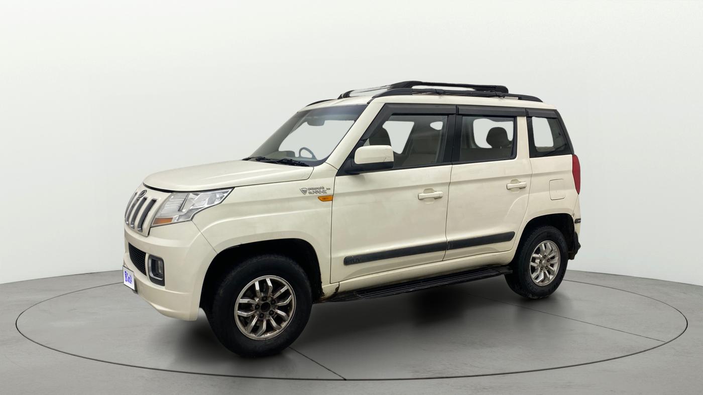 2017 Mahindra TUV300 T8, Diesel, Manual, 71,150 km, Left Front Diagonal