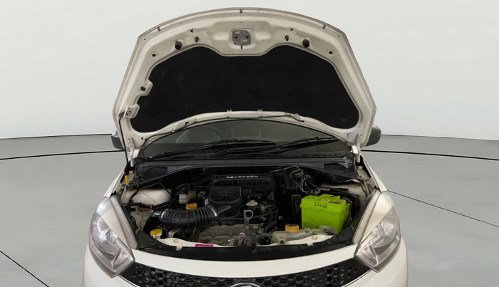 2016 Tata Tiago XM PETROL, Petrol, Manual, 35,773 km, Open Bonet