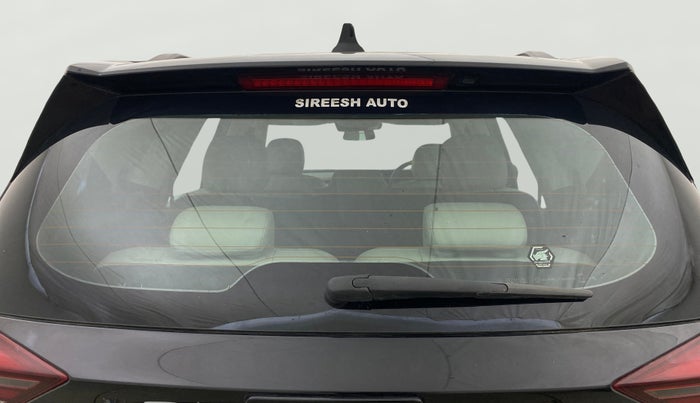 2024 Mahindra XUV700 AX 7 LUXURY D AT 7 STR, Diesel, Automatic, 28,342 km, Rear Windshield