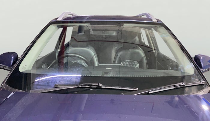 2020 Hyundai VENUE S+ 1.2, Petrol, Manual, 20,005 km, Front Windshield