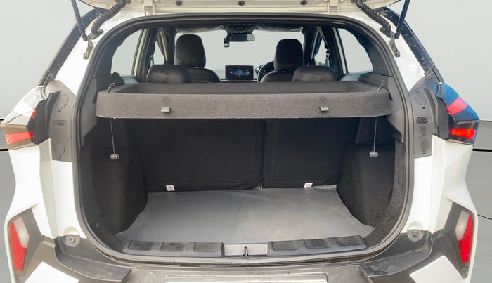 2023 Tata NEXON FEARLESS + SUNROOF DUAL TONE 1.2 PETROL, Petrol, Manual, 13,619 km, Boot Open Zoomed View