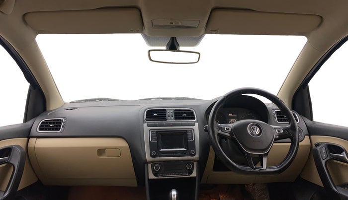 2016 Volkswagen Ameo HIGHLINE DSG 1.5 DIESEL , Diesel, Automatic, 1,01,403 km, Dashboard