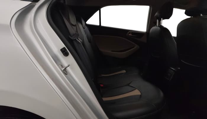 2015 Hyundai Elite i20 SPORTZ 1.2, Petrol, Manual, 63,965 km, Right Side Rear Door Cabin