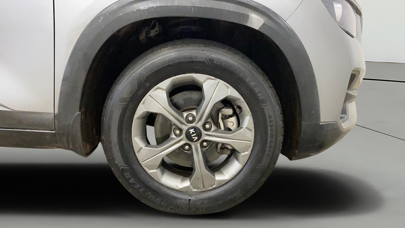 2020 KIA SELTOS HTK PLUS 1.5, Petrol, Manual, 70,798 km, Right Front Wheel