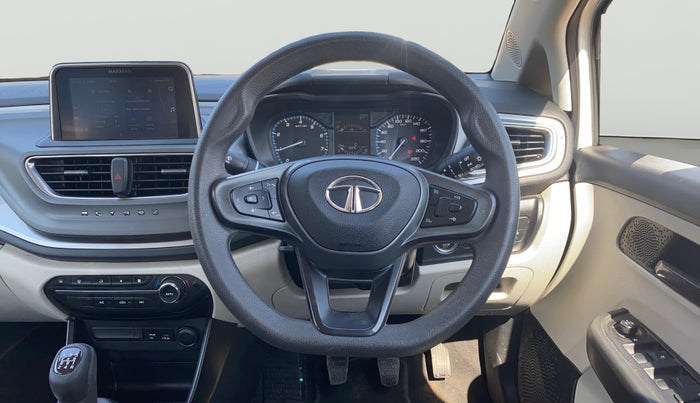 2023 Tata ALTROZ XT PETROL, Petrol, Manual, 27,189 km, Steering Wheel Close Up