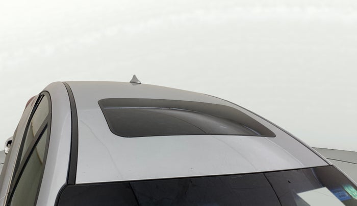 2021 Hyundai New Elantra 2.0 SX MT PETROL, Petrol, Manual, 64,083 km, Roof