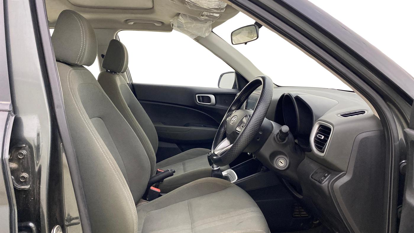 2019 Hyundai VENUE SX 1.0 TURBO, Petrol, Manual, 67,653 km, Right Side Front Door Cabin