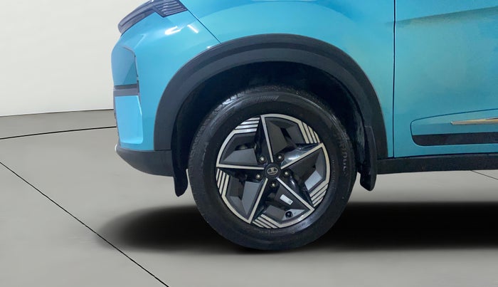 2024 Tata NEXON CREATIVE+ DCA 1.2 PETROL, Petrol, Automatic, 18,392 km, Left Front Wheel