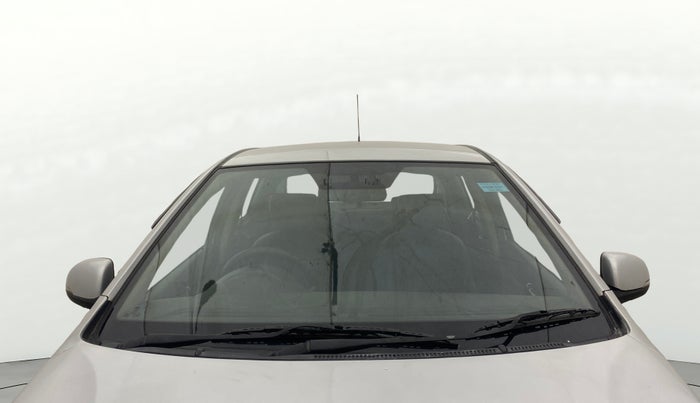 2012 Hyundai i20 SPORTZ 1.4 AT, Petrol, Automatic, 1,03,918 km, Front Windshield