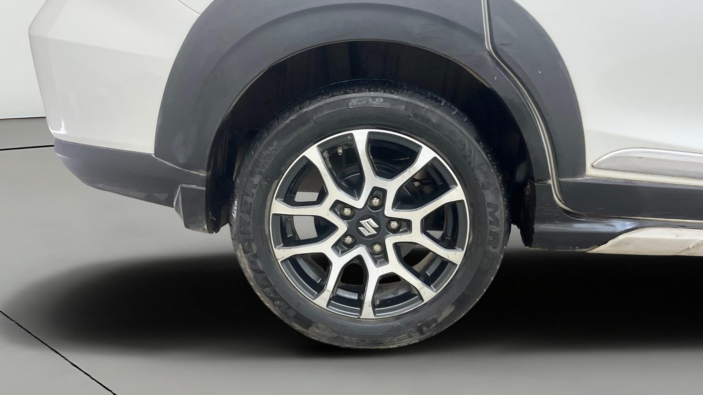 2023 Maruti XL6 ZETA AT, Petrol, Automatic, 62,107 km, Right Rear Wheel