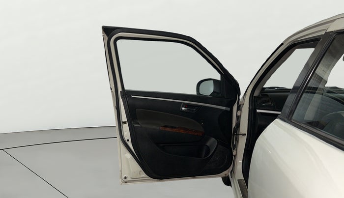 2014 Maruti Swift VXI, Petrol, Manual, 90,243 km, LHS Front Door