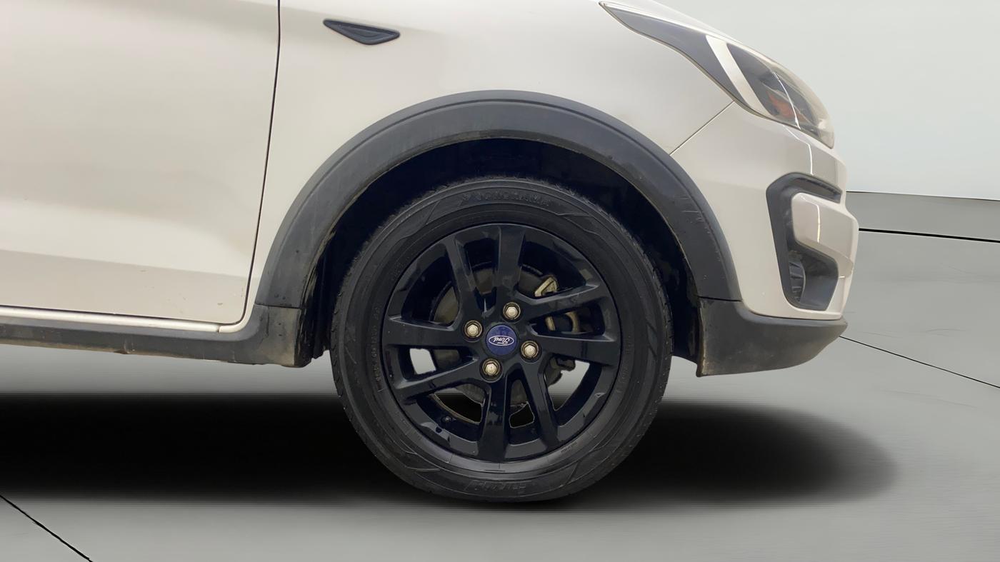 2020 Ford FREESTYLE TITANIUM 1.5 DIESEL, Diesel, Manual, 32,601 km, Right Front Wheel