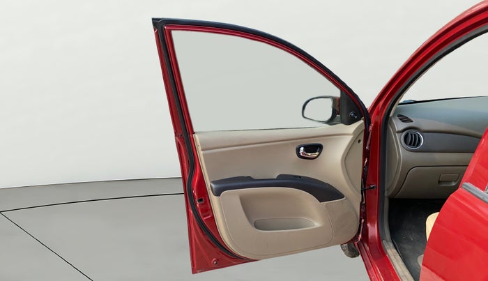 2012 Hyundai i10 MAGNA 1.1, Petrol, Manual, 92,905 km, LHS Front Door