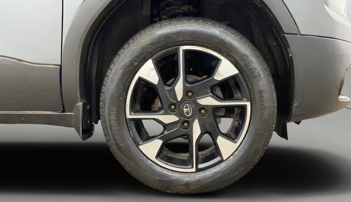 2022 Tata PUNCH ACCOMPLISHED AMT, Petrol, Automatic, 45,582 km, Right Front Wheel