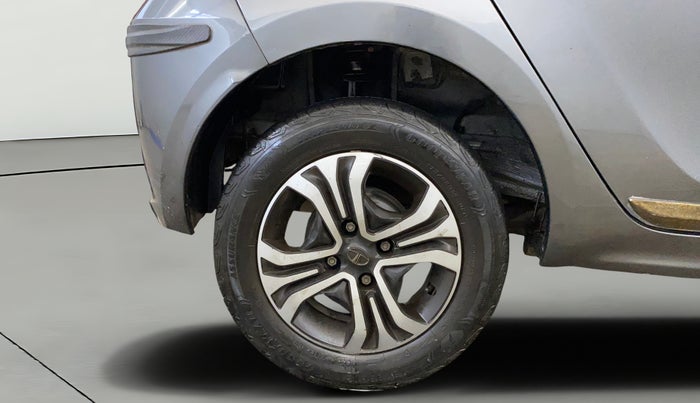 2022 Tata Tiago XZ PLUS CNG, CNG, Manual, 39,577 km, Right Rear Wheel