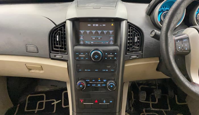 2016 Mahindra XUV500 W6, Diesel, Manual, 63,766 km, Air Conditioner