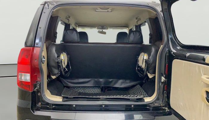 2023 Mahindra BOLERO NEO N 4, Diesel, Manual, 13,577 km, Boot Open Zoomed View