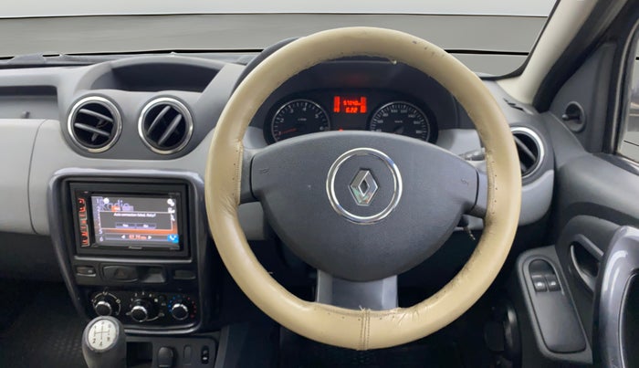2014 Renault Duster RXE PETROL, Petrol, Manual, 57,039 km, Steering Wheel Close Up