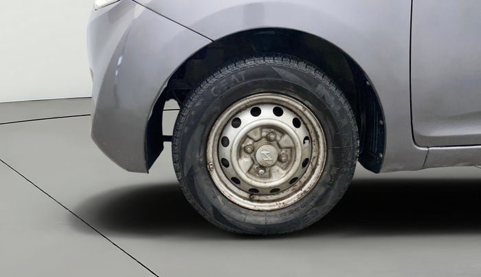 2016 Hyundai Eon D-LITE+, Petrol, Manual, 46,159 km, Left Front Wheel