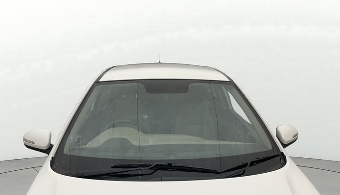 2018 Hyundai Elite i20 SPORTZ 1.2, Petrol, Manual, 61,195 km, Front Windshield