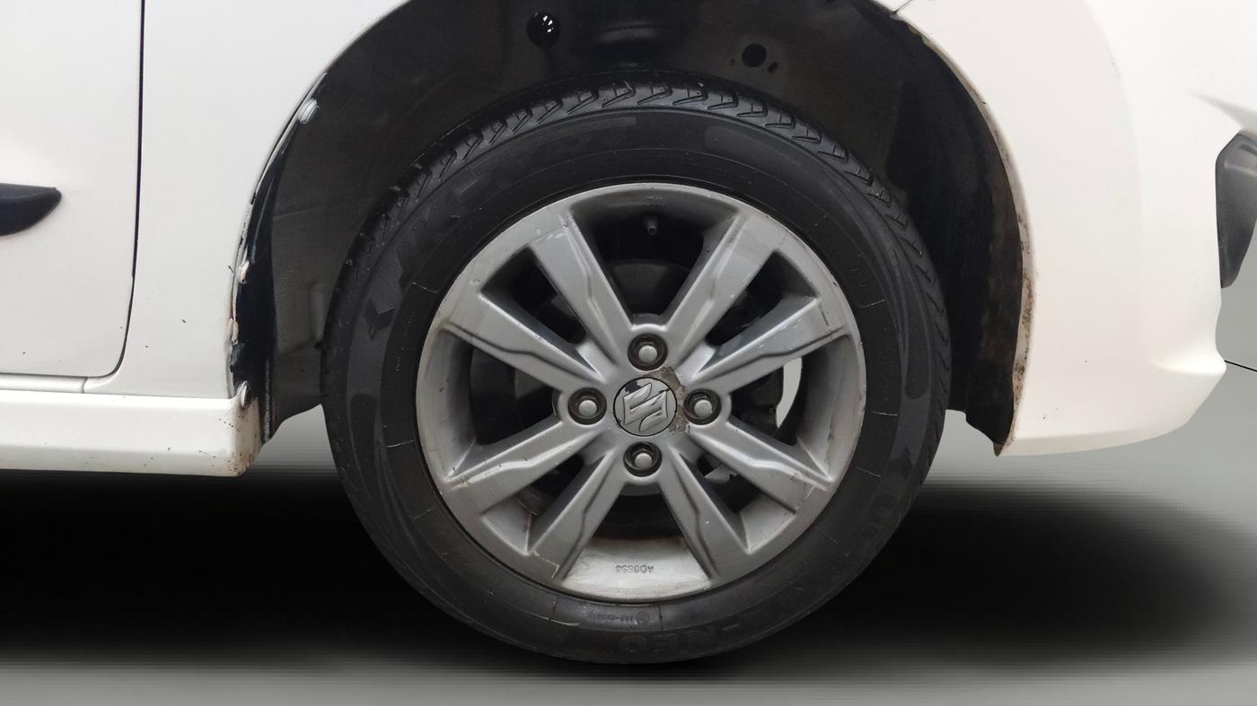 2015 Maruti Wagon R Stingray VXI, Petrol, Manual, 48,334 km, Right Front Wheel