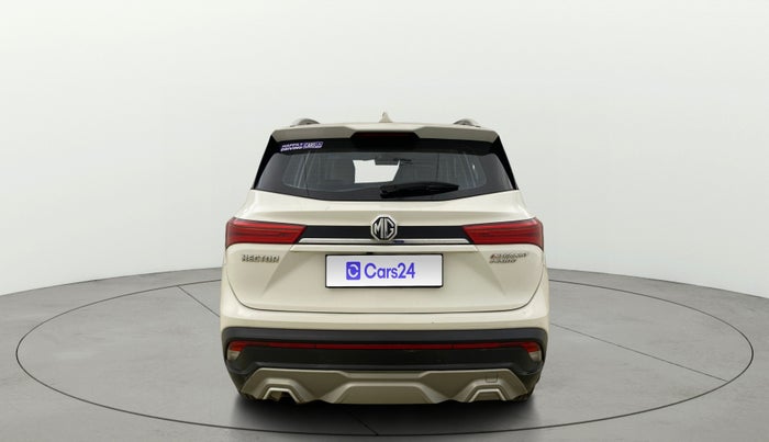 2022 MG HECTOR SHARP 1.5 PETROL CVT, Petrol, Automatic, 33,533 km, Back/Rear
