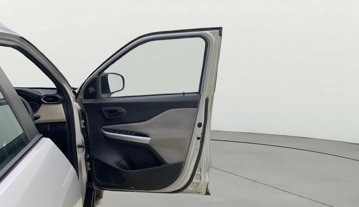 2021 Nissan MAGNITE XE, Petrol, Manual, 11,437 km, RHS Front Door