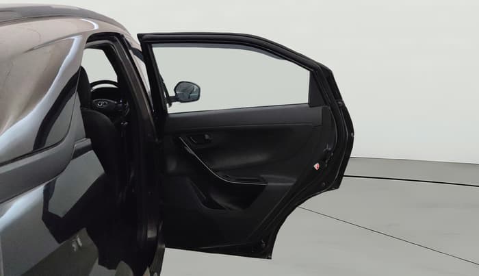 2022 Tata NEXON XZA PLUS (O) PETROL DARK EDITION, Petrol, Automatic, 76,606 km, RHS Rear Door