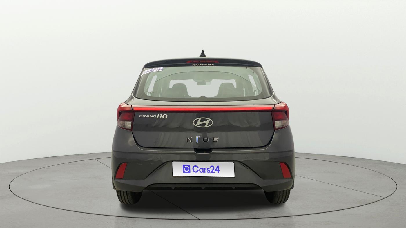 2024 Hyundai GRAND I10 NIOS ERA 1.2 KAPPA VTVT, Petrol, Manual, 4,880 km, Back/Rear