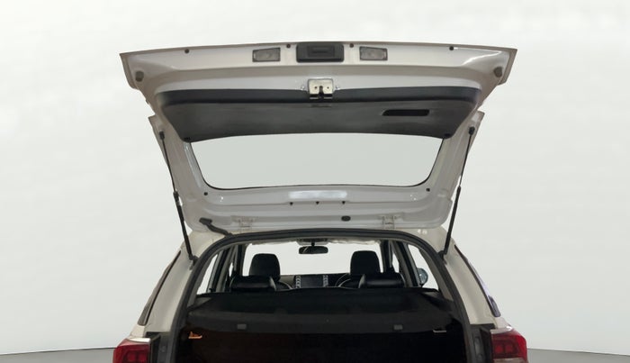 2023 KIA SONET HTX 1.0 IMT, Petrol, Manual, 70,725 km, Boot Door Open