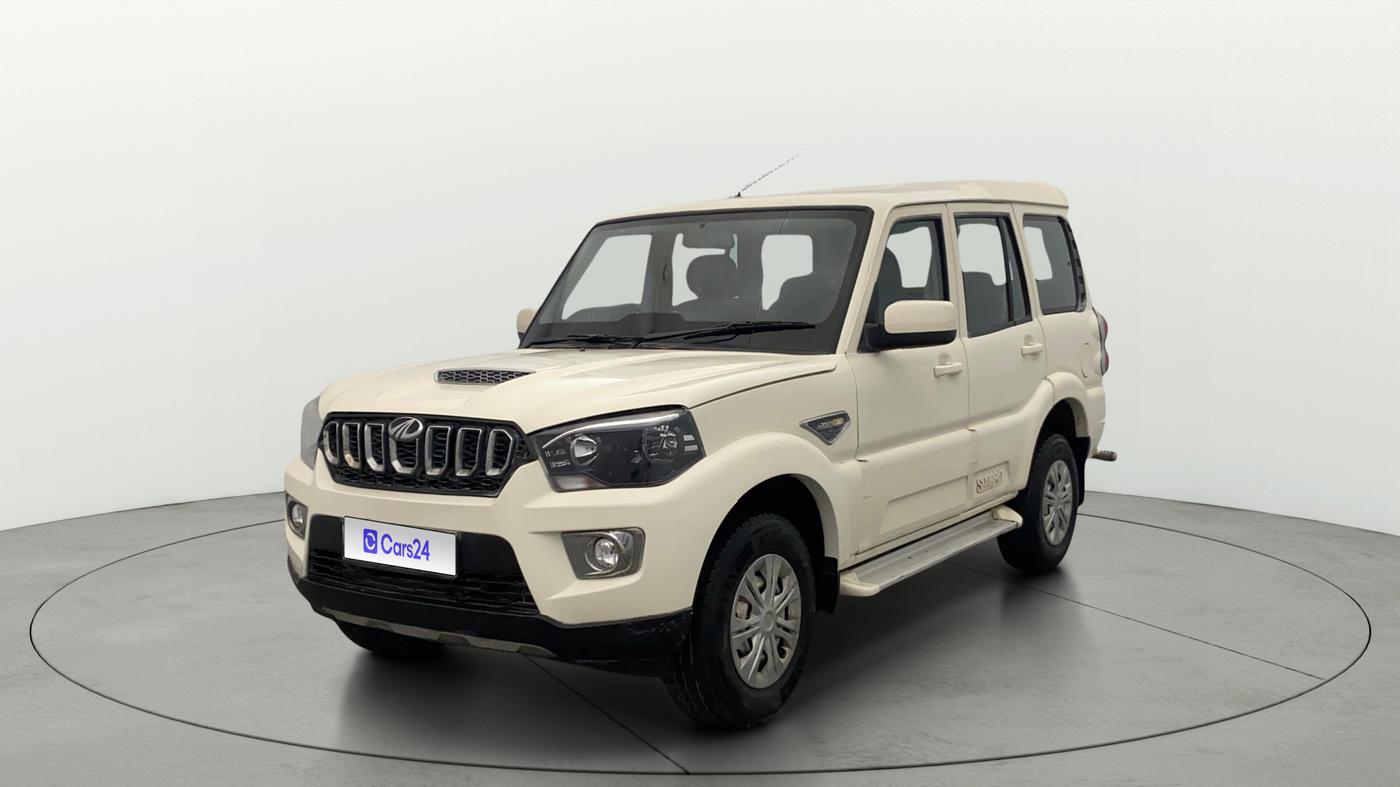 2017 Mahindra Scorpio S3, Diesel, Manual, 69,802 km, Left Front Diagonal