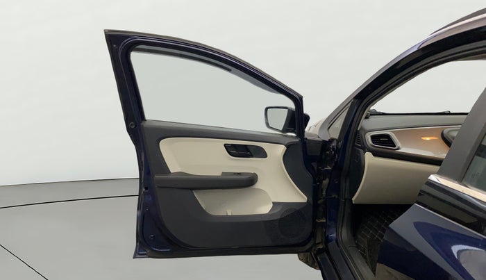 2024 Tata ALTROZ XM PLUS PETROL, Petrol, Manual, 23,470 km, LHS Front Door