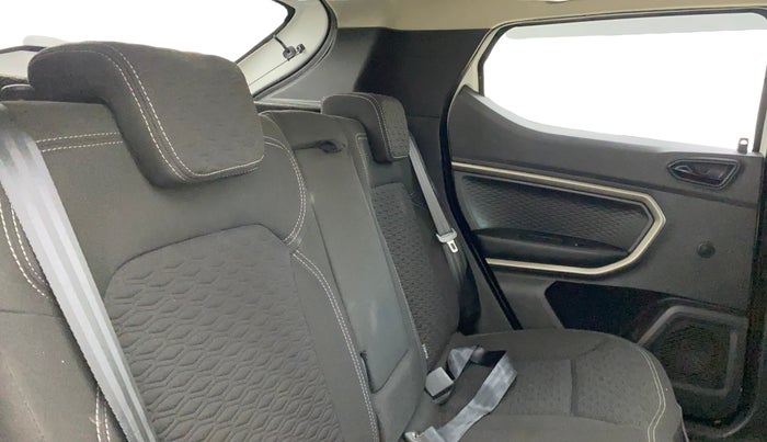 2022 Renault Kiger RXZ AMT, Petrol, Automatic, 65,530 km, Right Side Rear Door Cabin