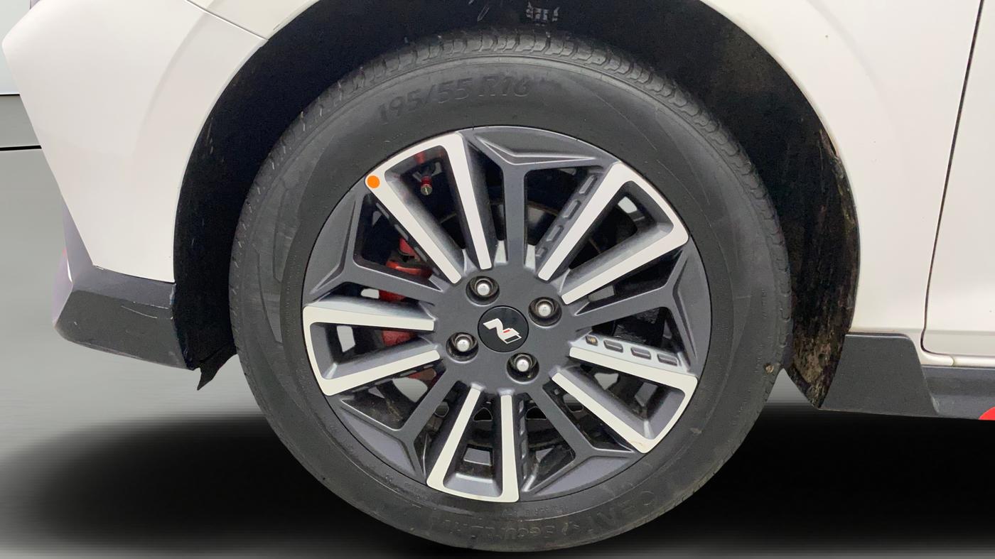 2021 Hyundai NEW I20 N LINE N8 1.0 TURBO GDI IMT DUAL TONE, Petrol, Manual, 33,856 km, Left Front Wheel