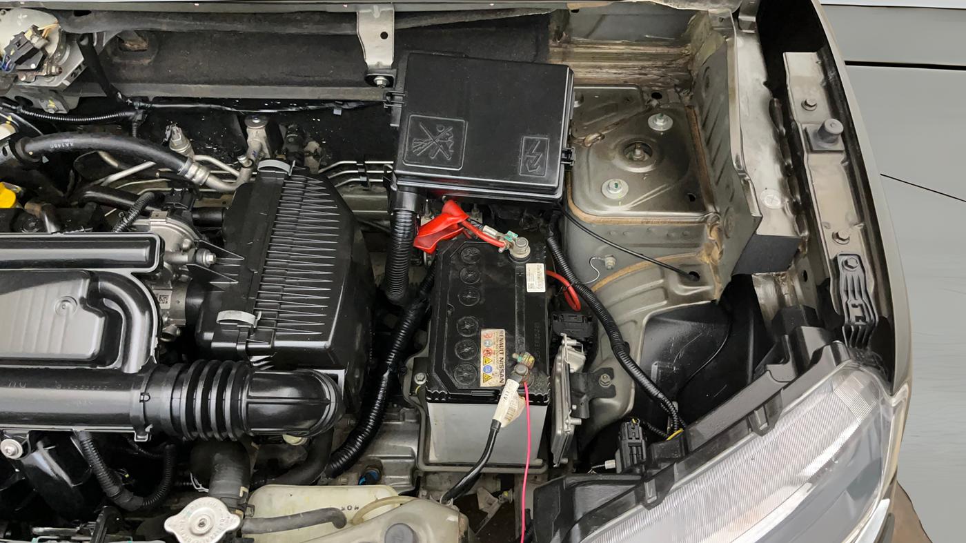 2021 Renault Kwid RXT 1.0 (O), Petrol, Manual, 36,103 km, Engine View - Left