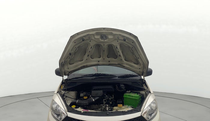 2018 Tata Tiago XM PETROL, Petrol, Manual, 84,145 km, Open Bonet