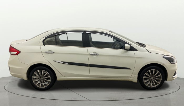 2022 Maruti Ciaz ALPHA 1.5 SHVS PETROL, Petrol, Manual, 45,939 km, Right Side View