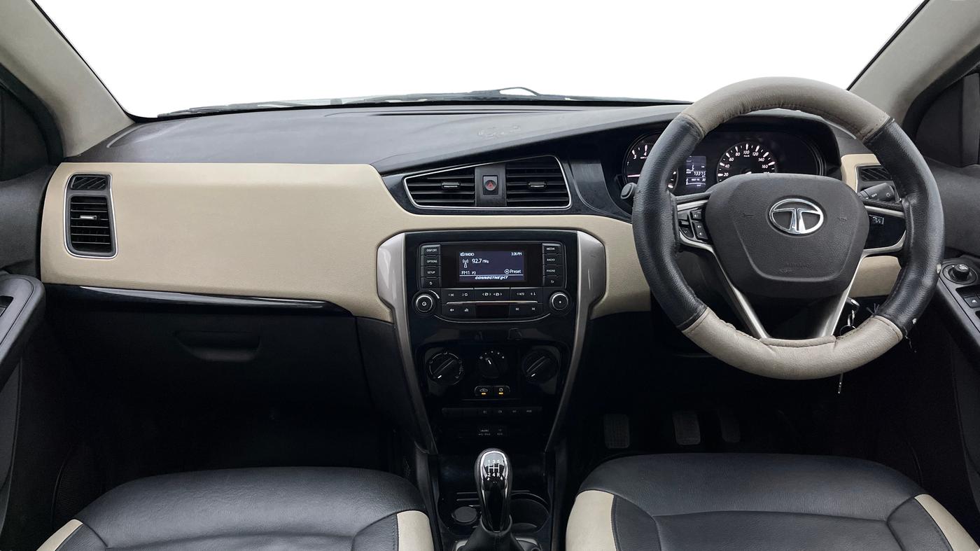 2016 Tata Zest XMS PETROL, Petrol, Manual, 73,372 km, Dashboard