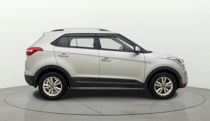 2017 Hyundai Creta SX PLUS 1.6 PETROL, Petrol, Manual, 75,155 km, Right Side View