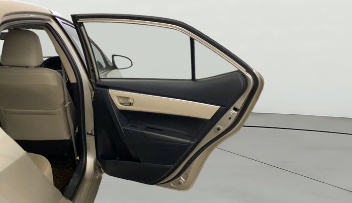 2015 Toyota Corolla Altis G PETROL, Petrol, Manual, 68,892 km, RHS Rear Door