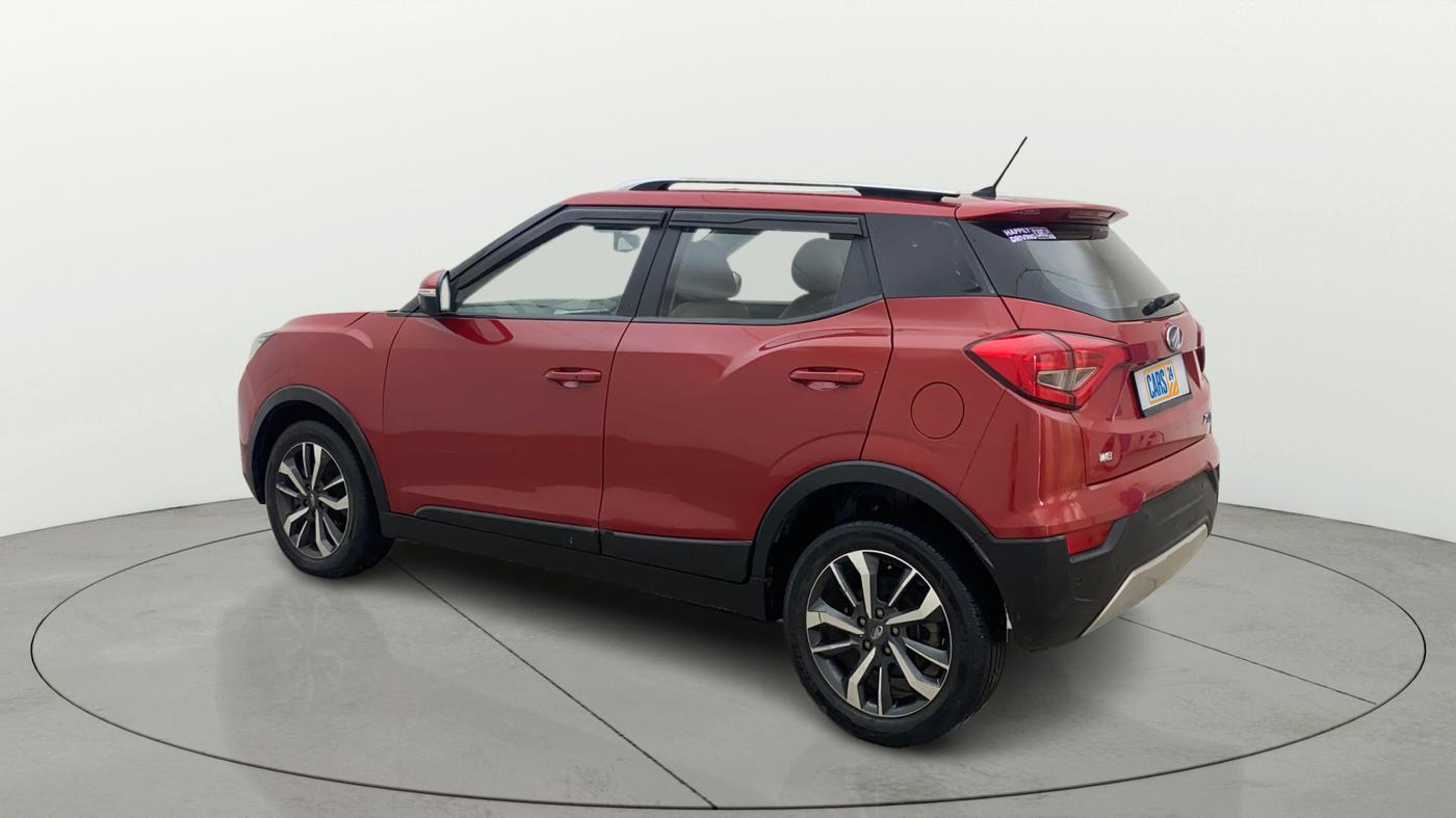 2019 Mahindra XUV300 W8 (O) 1.5 DIESEL, Diesel, Manual, 67,726 km, Left Back Diagonal
