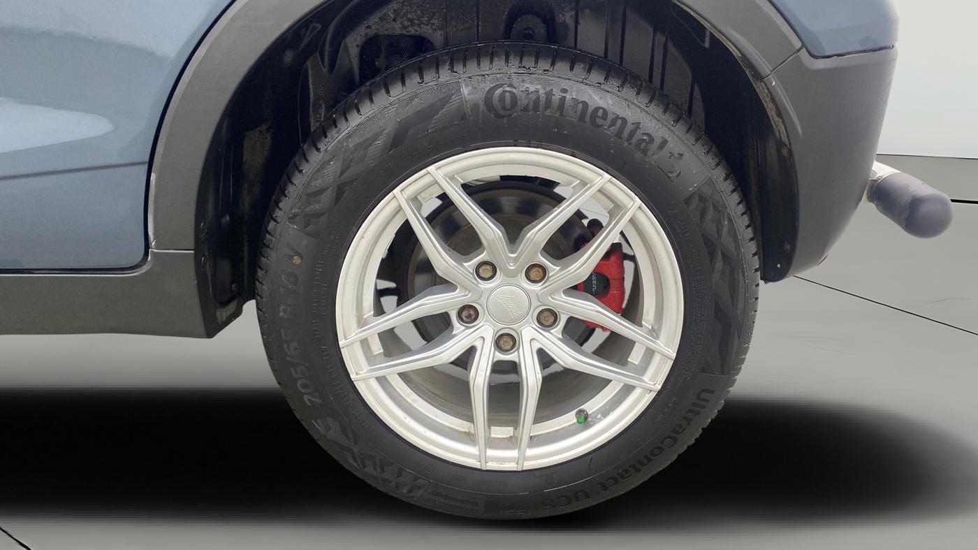 2021 Mahindra XUV300 W6 1.5 Diesel, Diesel, Manual, 46,982 km, Left Rear Wheel
