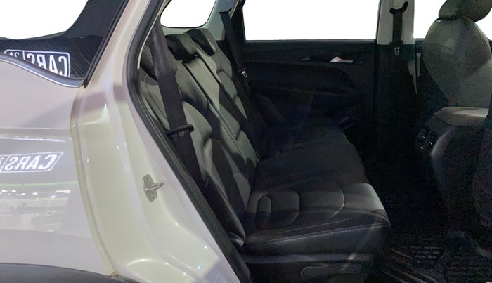 2019 MG HECTOR SHARP 1.5 DCT PETROL, Petrol, Automatic, 60,434 km, Right Side Rear Door Cabin