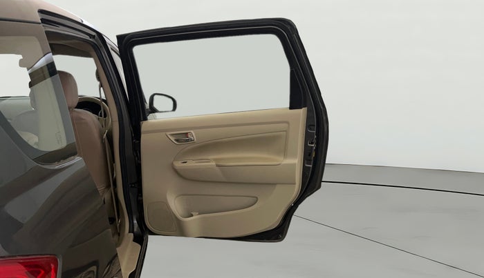 2017 Maruti Ertiga VXI, Petrol, Manual, 65,870 km, RHS Rear Door