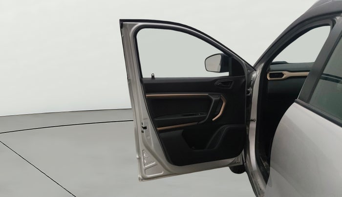 2023 Renault Kiger RXT MT, Petrol, Manual, 8,498 km, LHS Front Door