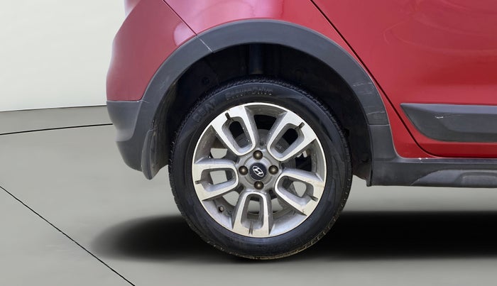 2016 Hyundai i20 Active 1.2 SX, Petrol, Manual, 70,446 km, Right Rear Wheel